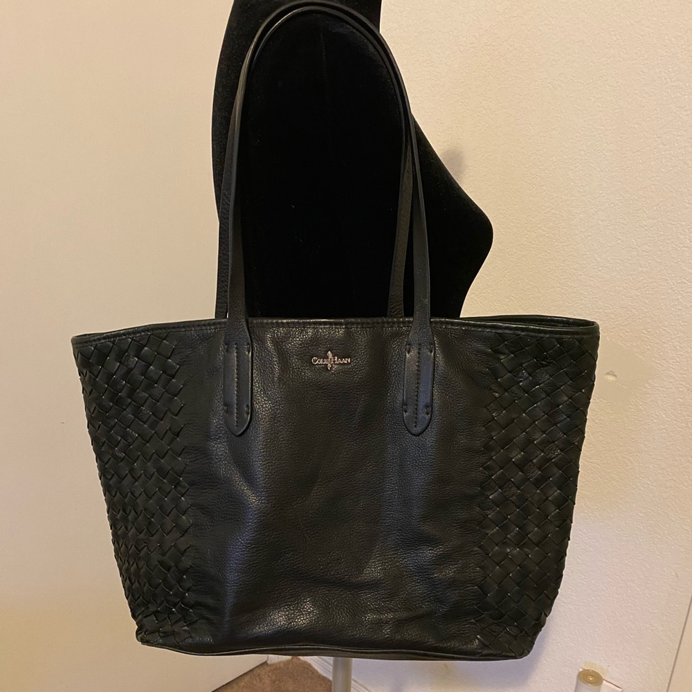 Cole Hann  black weave leather tote 🖤